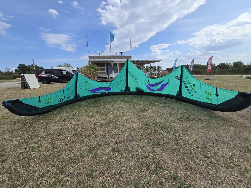 Gebraucht Duotone Evo SLS 2026 Kite 9 m² Green_Purple 02_4