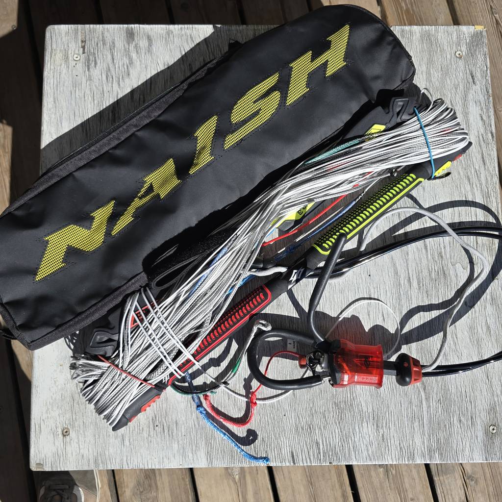 Gebraucht Naish Bar Torque 3 in 55cm Kite 01_2