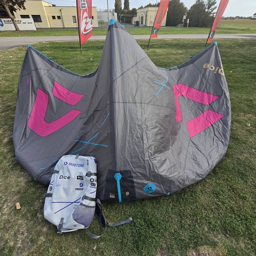 [P0175086-C03:dark-grey/pink-Duotone-2026-9-GEB01] Gebraucht Duotone Dice SLS 2026 Kite 9 m² Dark Grey/Pink
